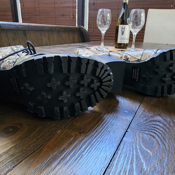 DV DOLCE VITA Ayleen Heeled Lug Sole Combat Boots Size 6 NWOT - Picture 8 of 15